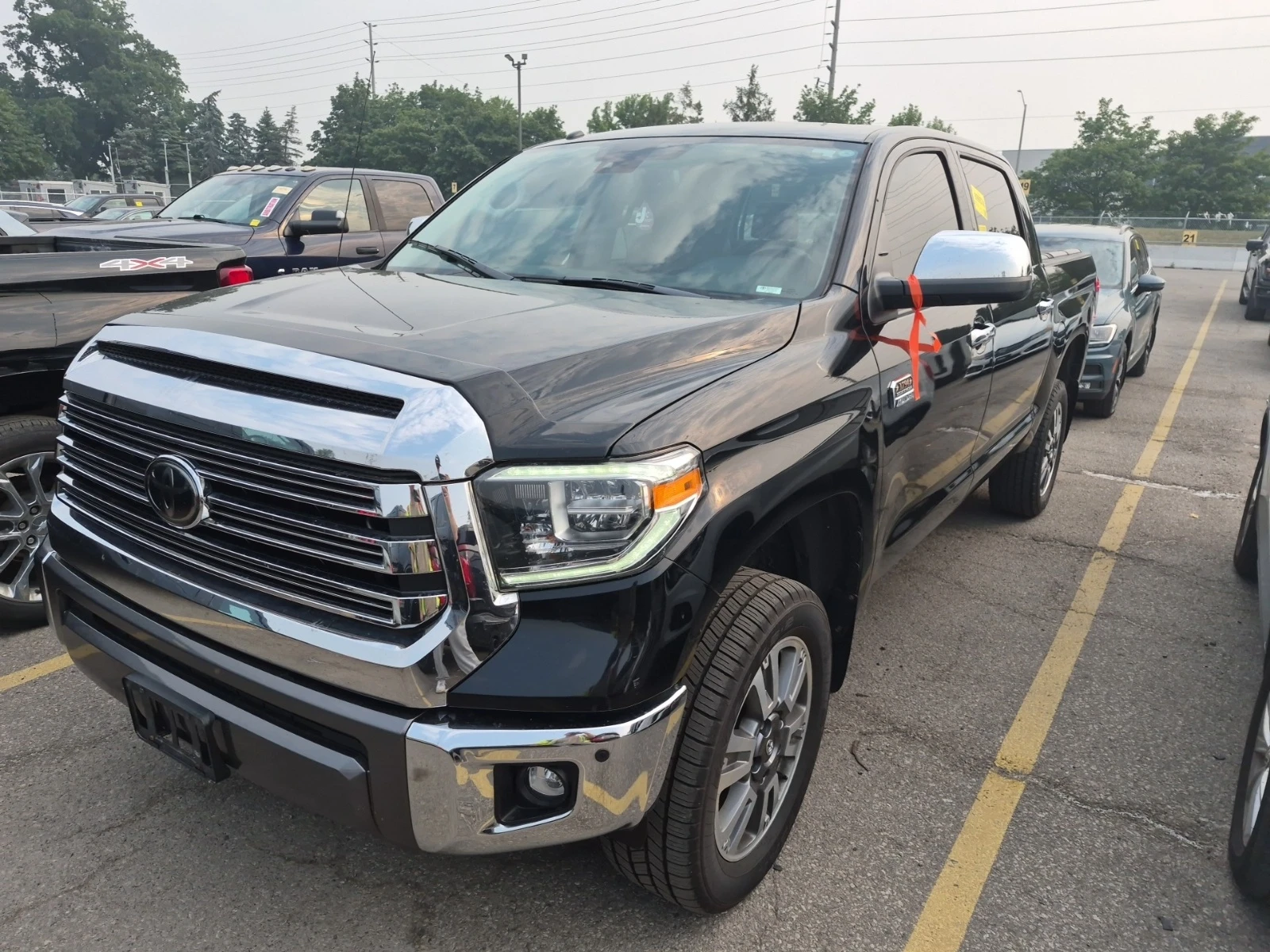 Toyota Tundra PLATINUM 5.7 * SHORT BED * ОРАНЖЕВ САЛОН * 