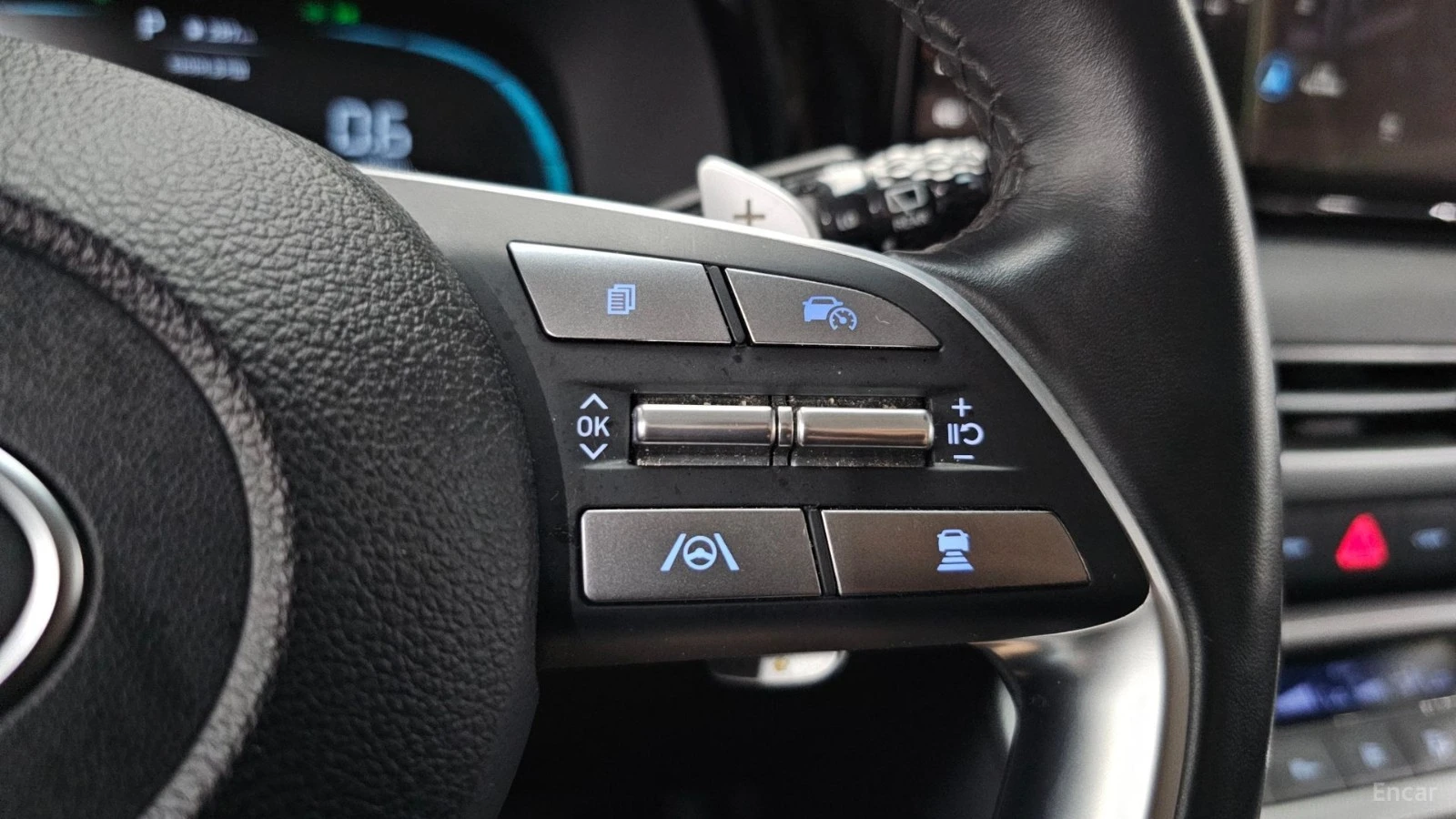 Hyundai Palisade * ПАНО* KEYLESS* Camera* ПОДГРЕВ* 360* , снимка 15 - Автомобили и джипове - 55624352