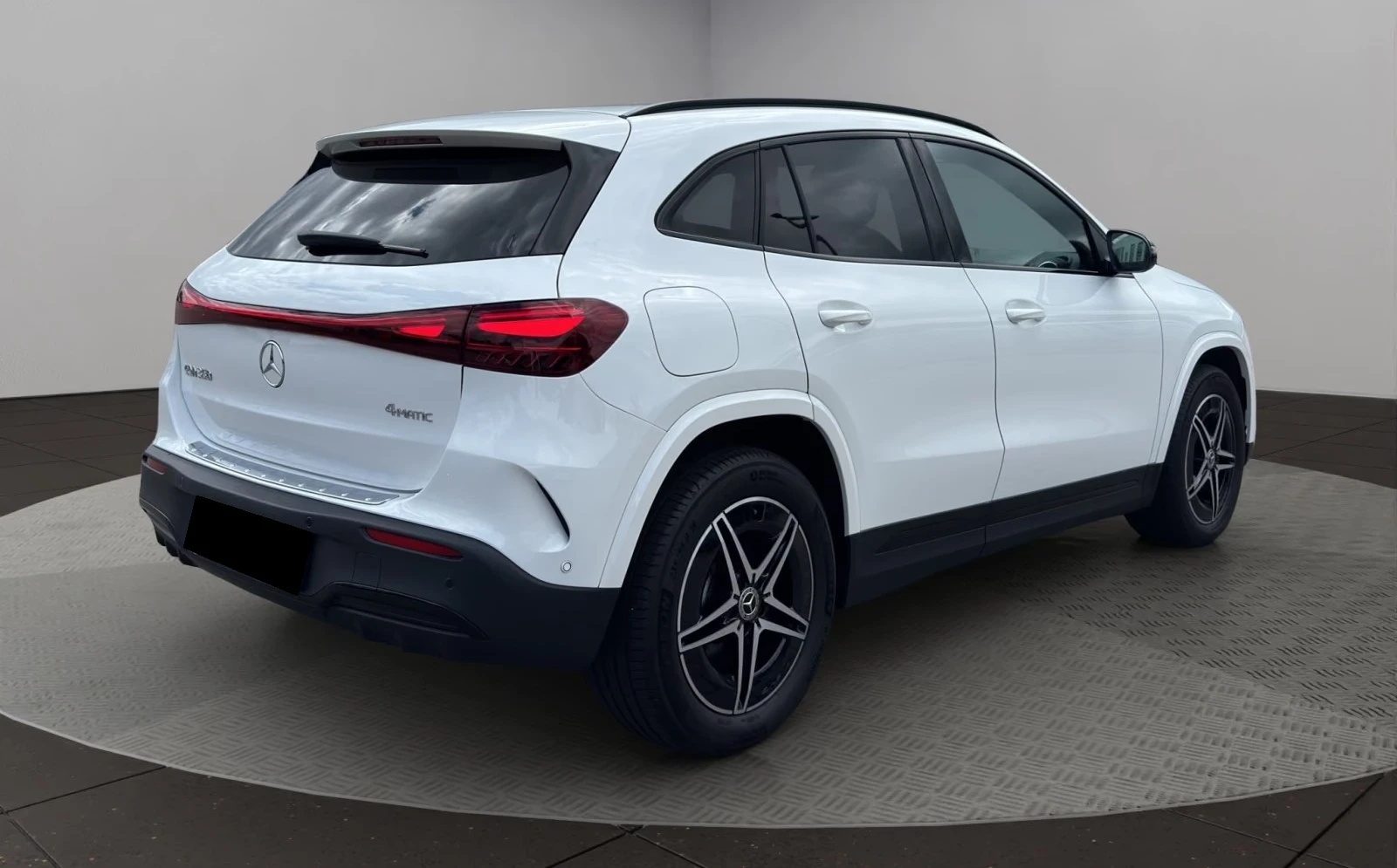 Mercedes-Benz EQA 350 / FACELIFT / AMG / NIGHT / 4-MATIC / CAMERA /, снимка 5 - Автомобили и джипове - 55707458