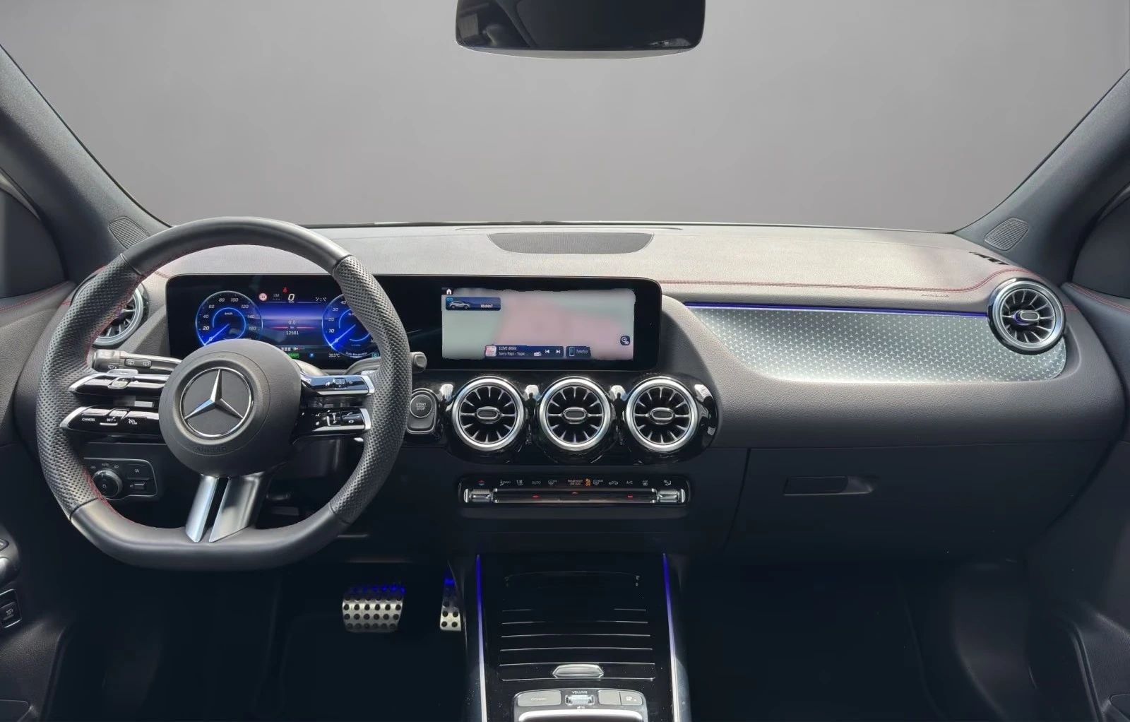 Mercedes-Benz EQA 350 / FACELIFT / AMG / NIGHT / 4-MATIC / CAMERA /, снимка 8 - Автомобили и джипове - 55707458