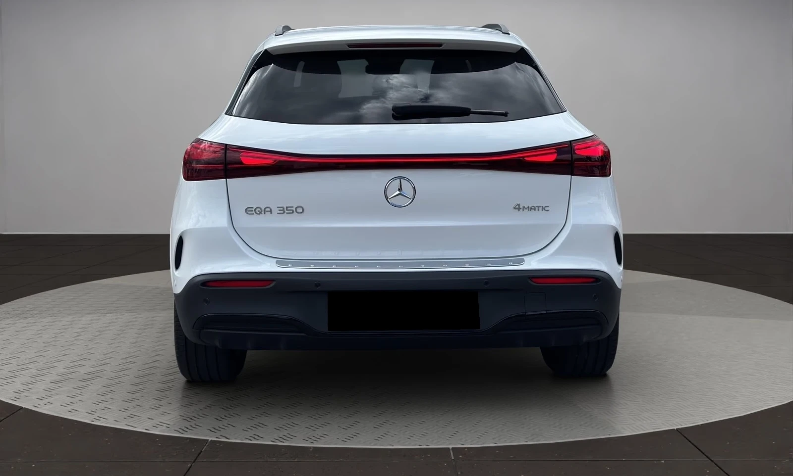 Mercedes-Benz EQA 350 / FACELIFT / AMG / NIGHT / 4-MATIC / CAMERA /, снимка 4 - Автомобили и джипове - 55707458