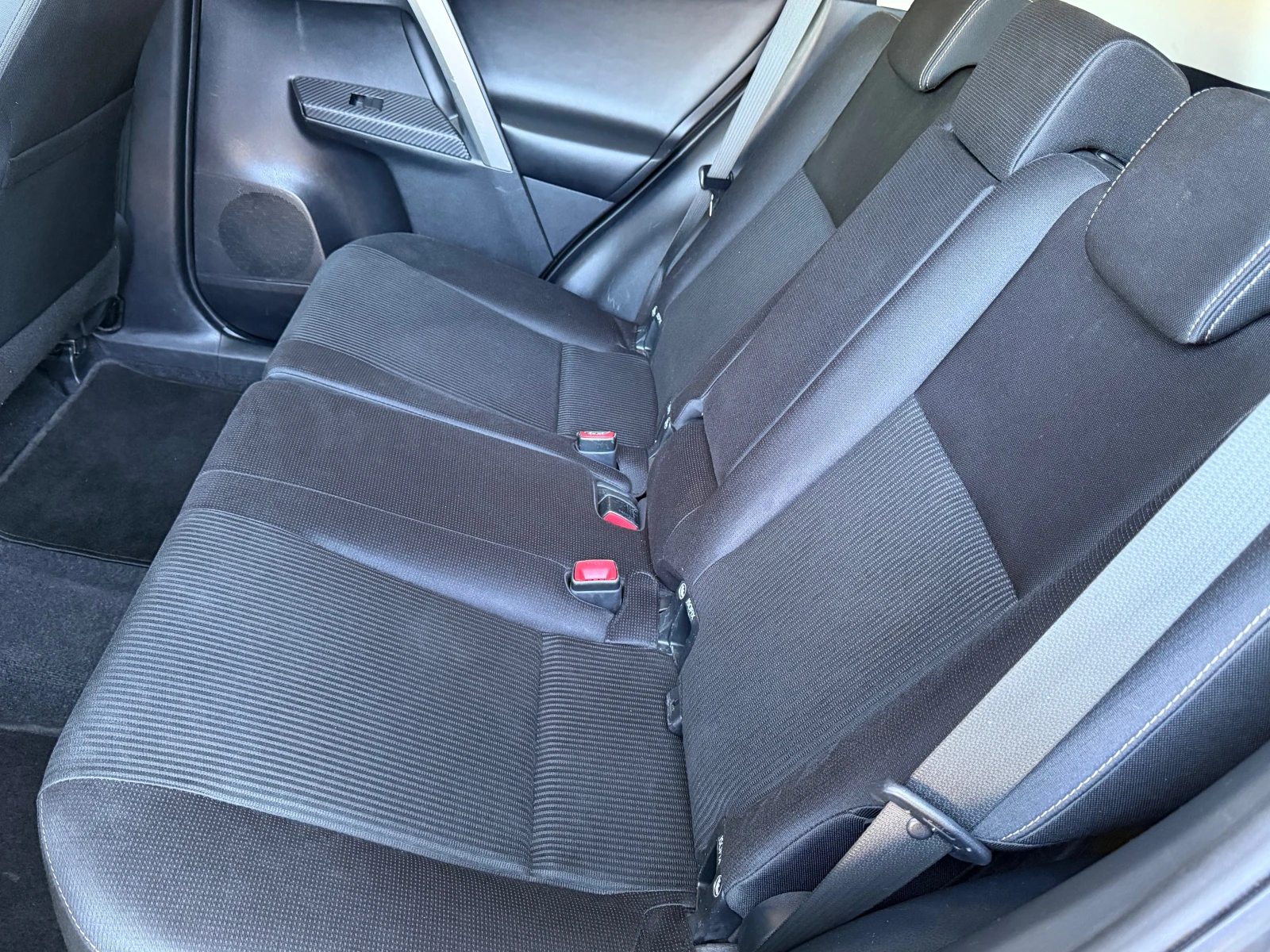Toyota Rav4 2.2D-4D, 4X4, 153000км-ИТАЛИЯ!!!, снимка 14 - Автомобили и джипове - 55990473
