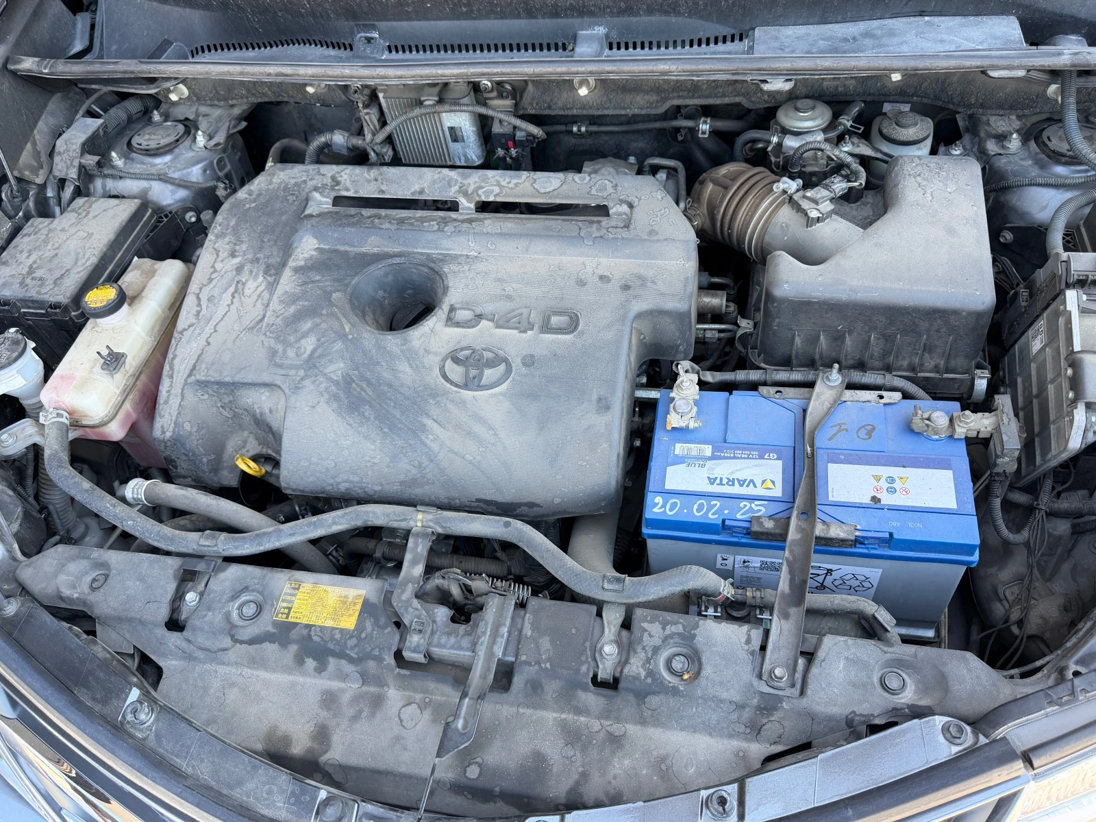 Toyota Rav4 2.2D-4D, 4X4, 153000км-ИТАЛИЯ!!!, снимка 9 - Автомобили и джипове - 55990473
