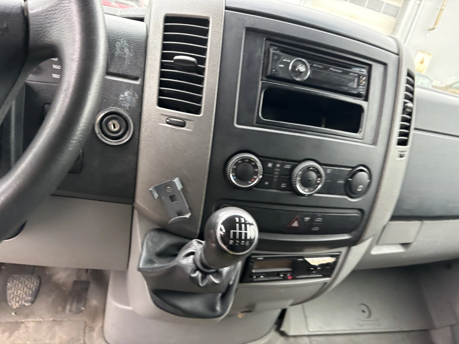 VW Crafter  - изображение 7