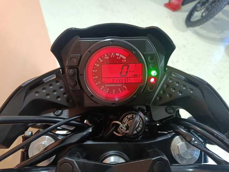 Kawasaki Z 750, снимка 6 - Мотоциклети и мототехника - 51812053