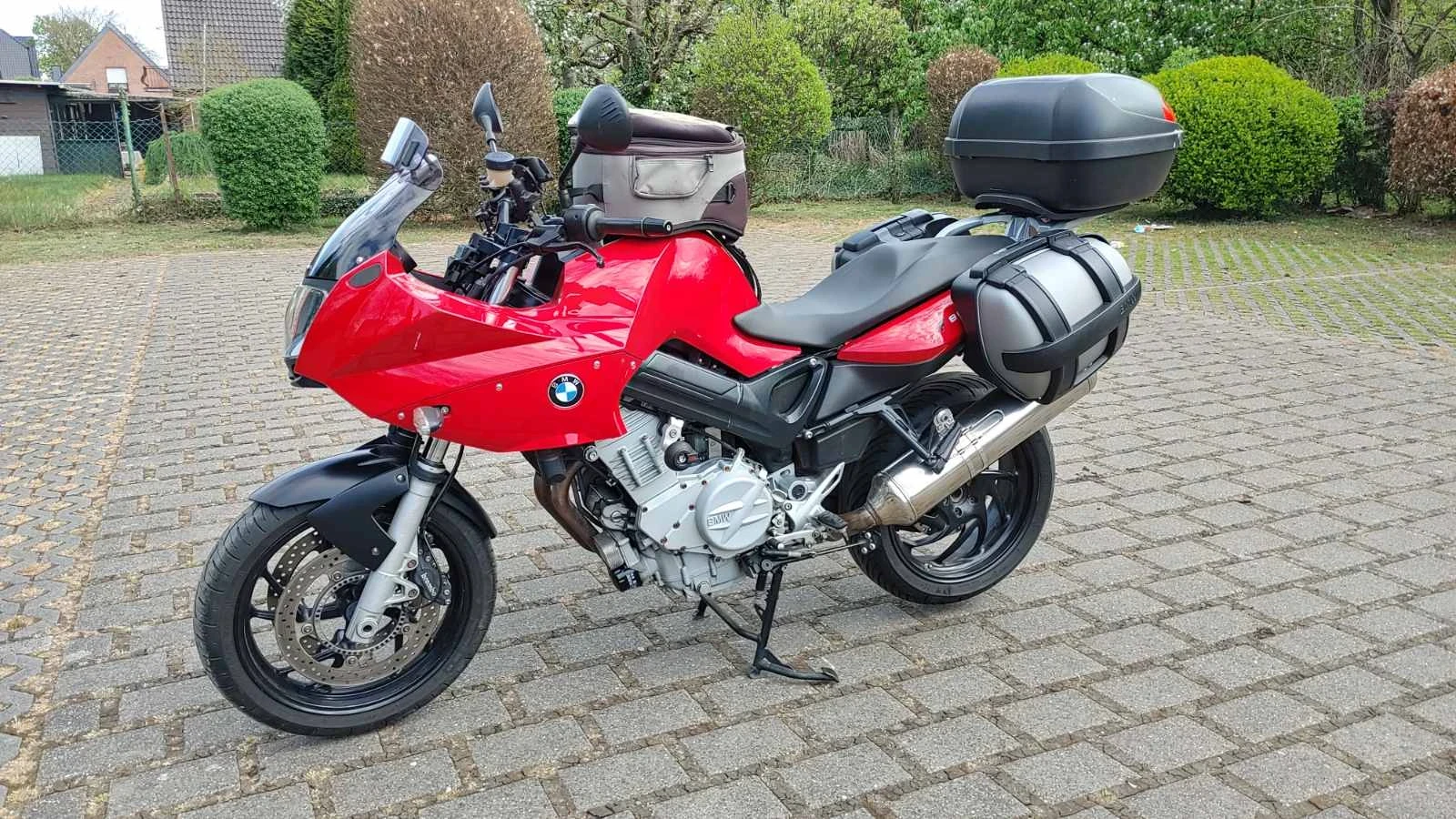 BMW F F800S