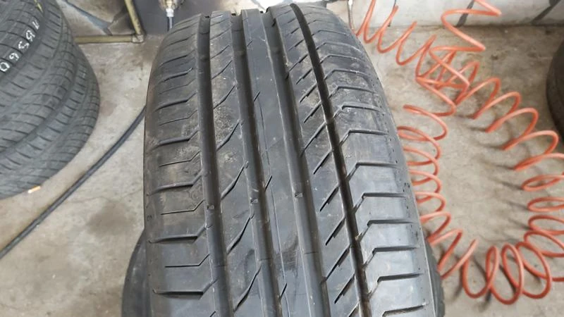 Гуми Летни 225/50R17, снимка 1 - Гуми и джанти - 28487985