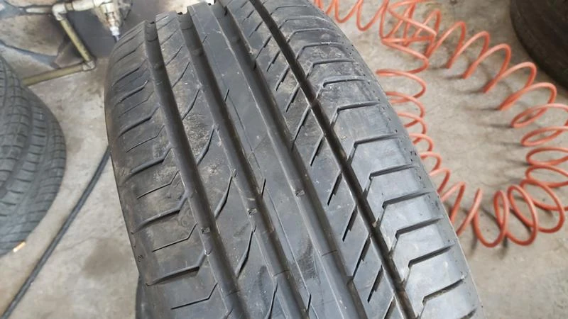 Гуми Летни 225/50R17, снимка 2 - Гуми и джанти - 28487985