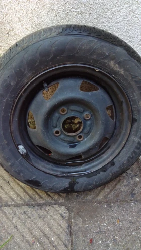        165/70R13  Ford Fiesta