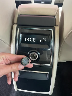 Skoda Superb 2.0TDI/КОЖА/ПОДГРЕВ/МЕМОРИ, снимка 11