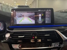 BMW 530 * ПАКЕТ * ДИСТРОНИК * HUD * ЛАЗЕРИ* 360* ОБДУХВАНЕ, снимка 8