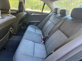 Mercedes-Benz C 230, снимка 15
