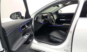 Mercedes-Benz E 220 d 4MATIC Exclusive , снимка 10