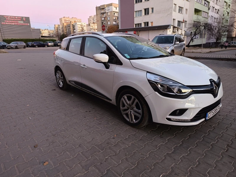 Renault Clio 1.5, снимка 2 - Автомобили и джипове - 47381155