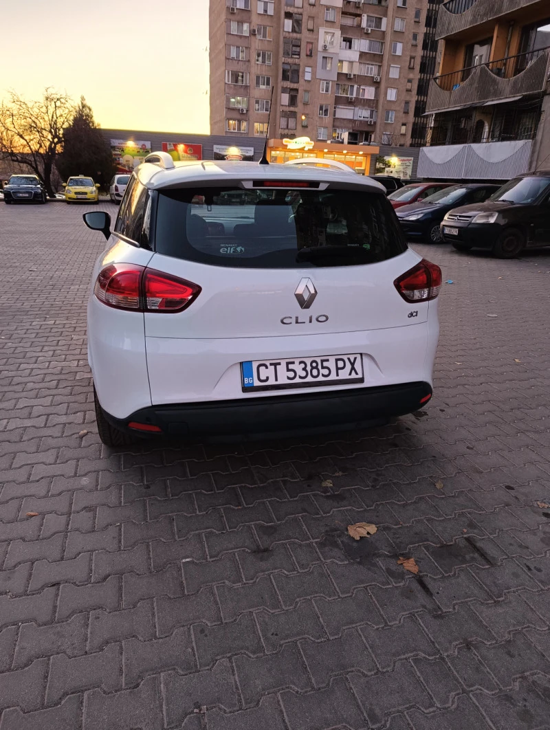 Renault Clio 1.5, снимка 3 - Автомобили и джипове - 47381155