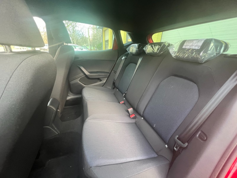 Seat Ibiza 1.5 TSI 150hp FR DSG, снимка 9 - Автомобили и джипове - 46293120