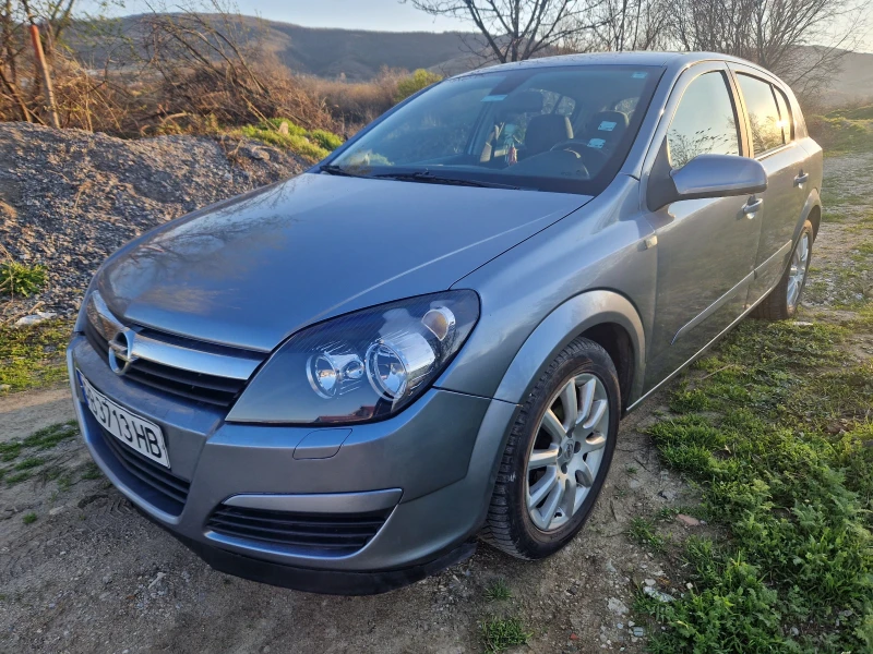 Opel Astra, снимка 1 - Автомобили и джипове - 46373687