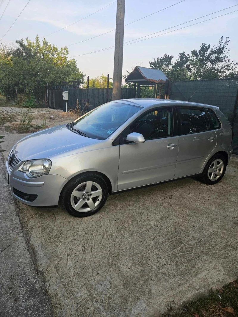 VW Polo, снимка 6 - Автомобили и джипове - 47326254