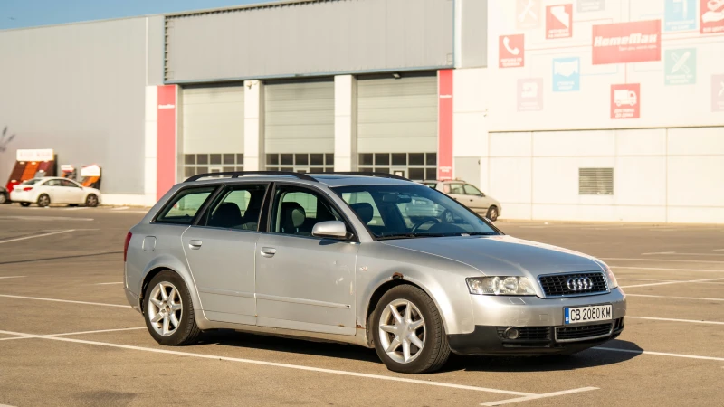 Audi A4, снимка 3 - Автомобили и джипове - 47376927