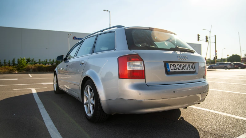 Audi A4, снимка 4 - Автомобили и джипове - 47376927