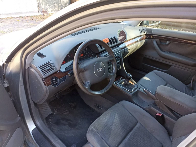 Audi A4, снимка 4 - Автомобили и джипове - 47931287