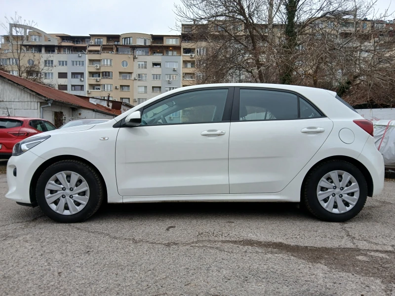 Kia Rio, снимка 8 - Автомобили и джипове - 48235430