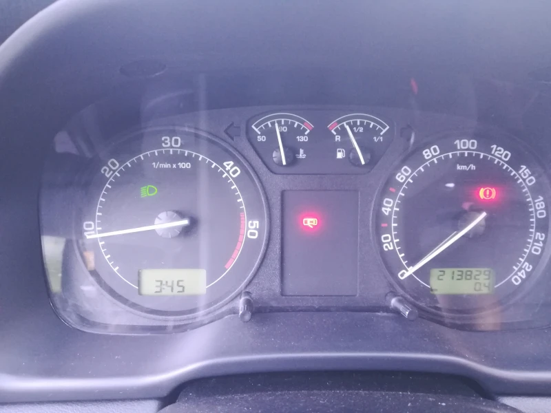 Skoda Octavia, снимка 10 - Автомобили и джипове - 52440907