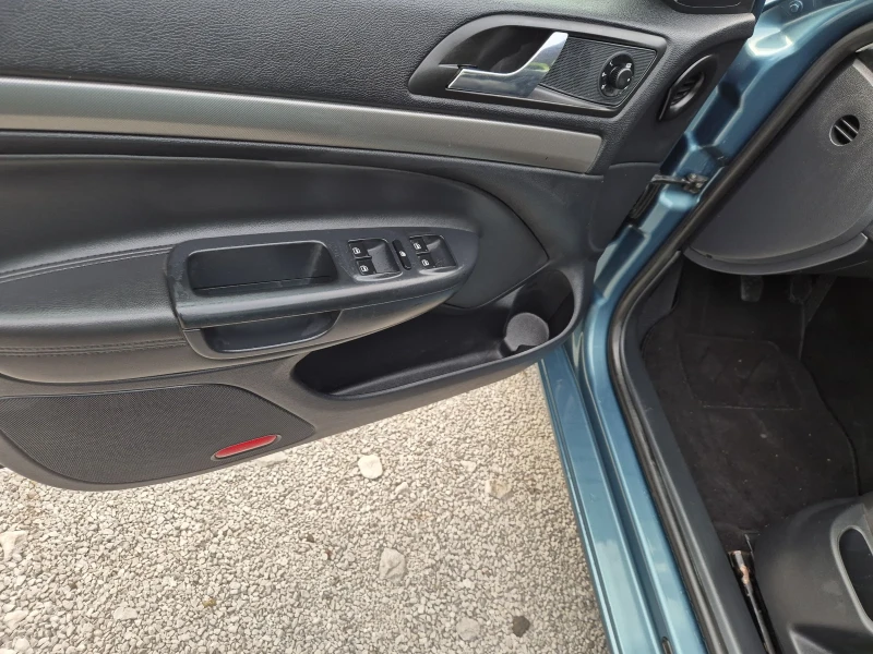 Skoda Octavia Всички екстри, снимка 11 - Автомобили и джипове - 50609264