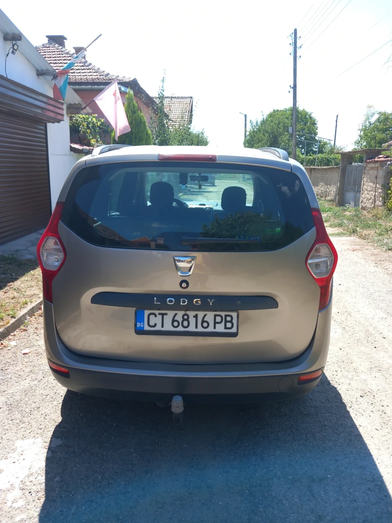 Dacia Lodgy, снимка 4 - Автомобили и джипове - 52620440