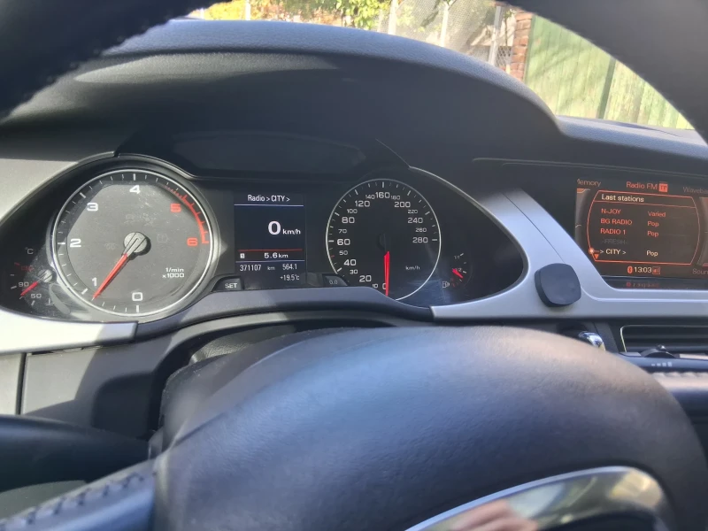 Audi A4, снимка 12 - Автомобили и джипове - 52376982