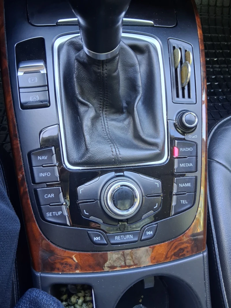 Audi A4, снимка 13 - Автомобили и джипове - 52376982