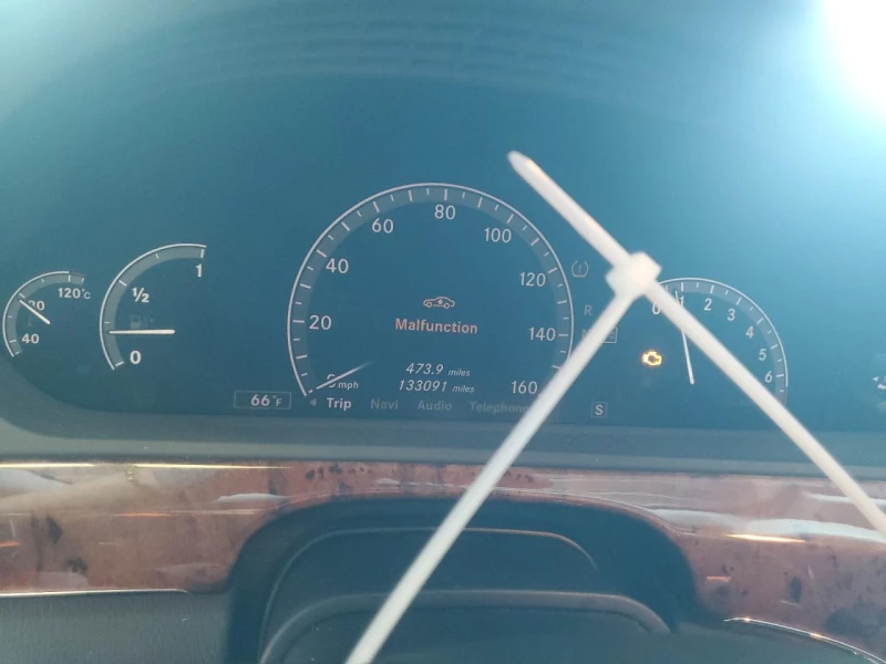 Mercedes-Benz S 550 * * CARFAX * * АВТО КРЕДИТ * * , снимка 9 - Автомобили и джипове - 52648879