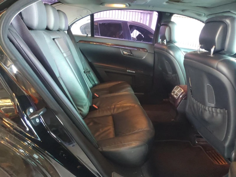 Mercedes-Benz S 550 * * CARFAX * * АВТО КРЕДИТ * * , снимка 10 - Автомобили и джипове - 52648879