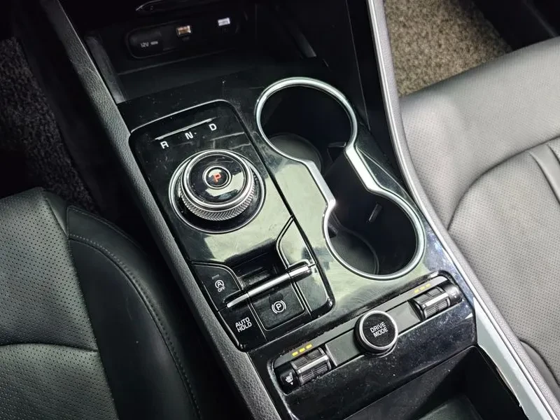 Kia K5 2.0 TRENDY, снимка 9 - Автомобили и джипове - 55558974