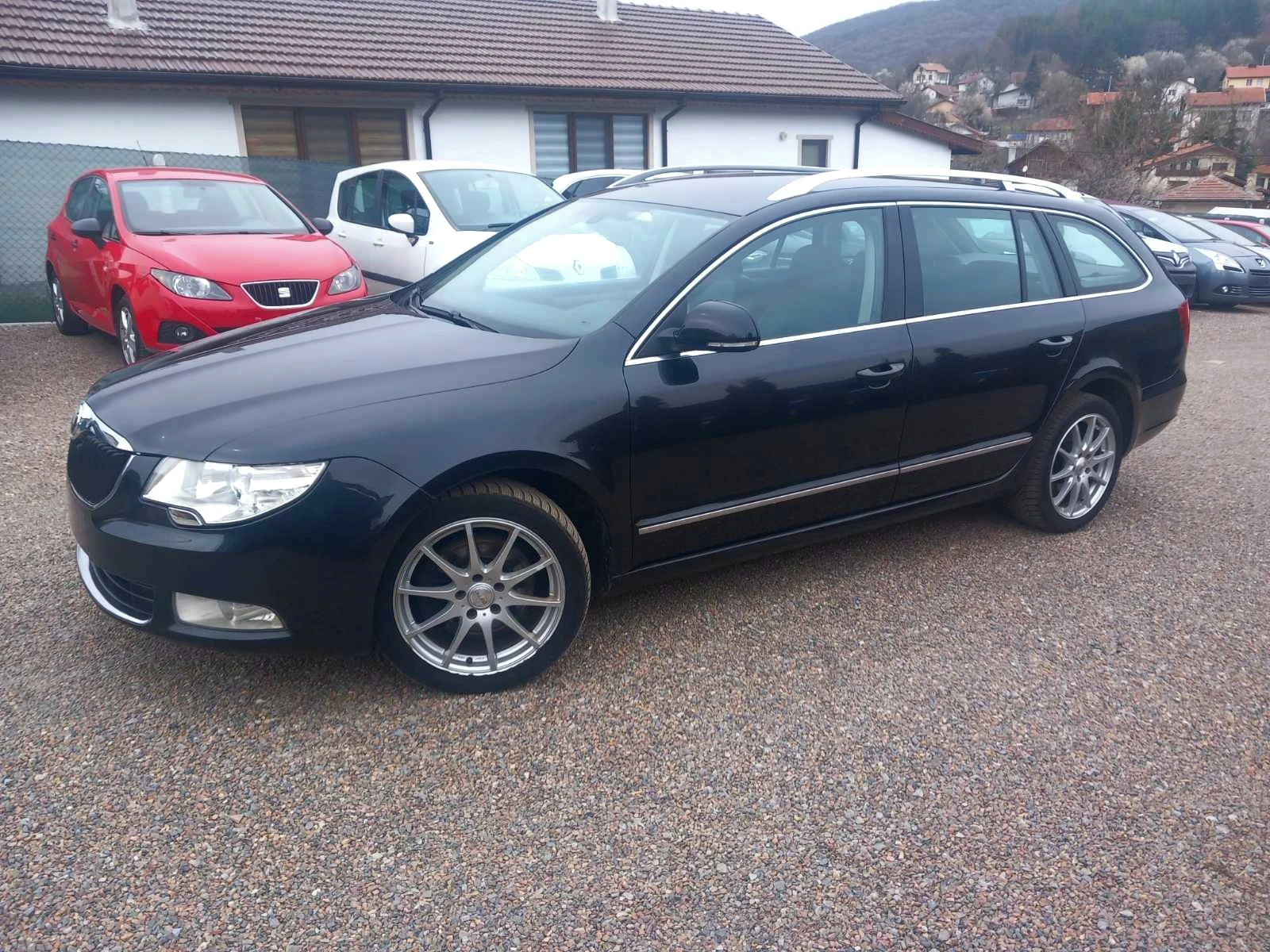 Skoda Superb 2.0TDI-170HP/4X4 - изображение 2