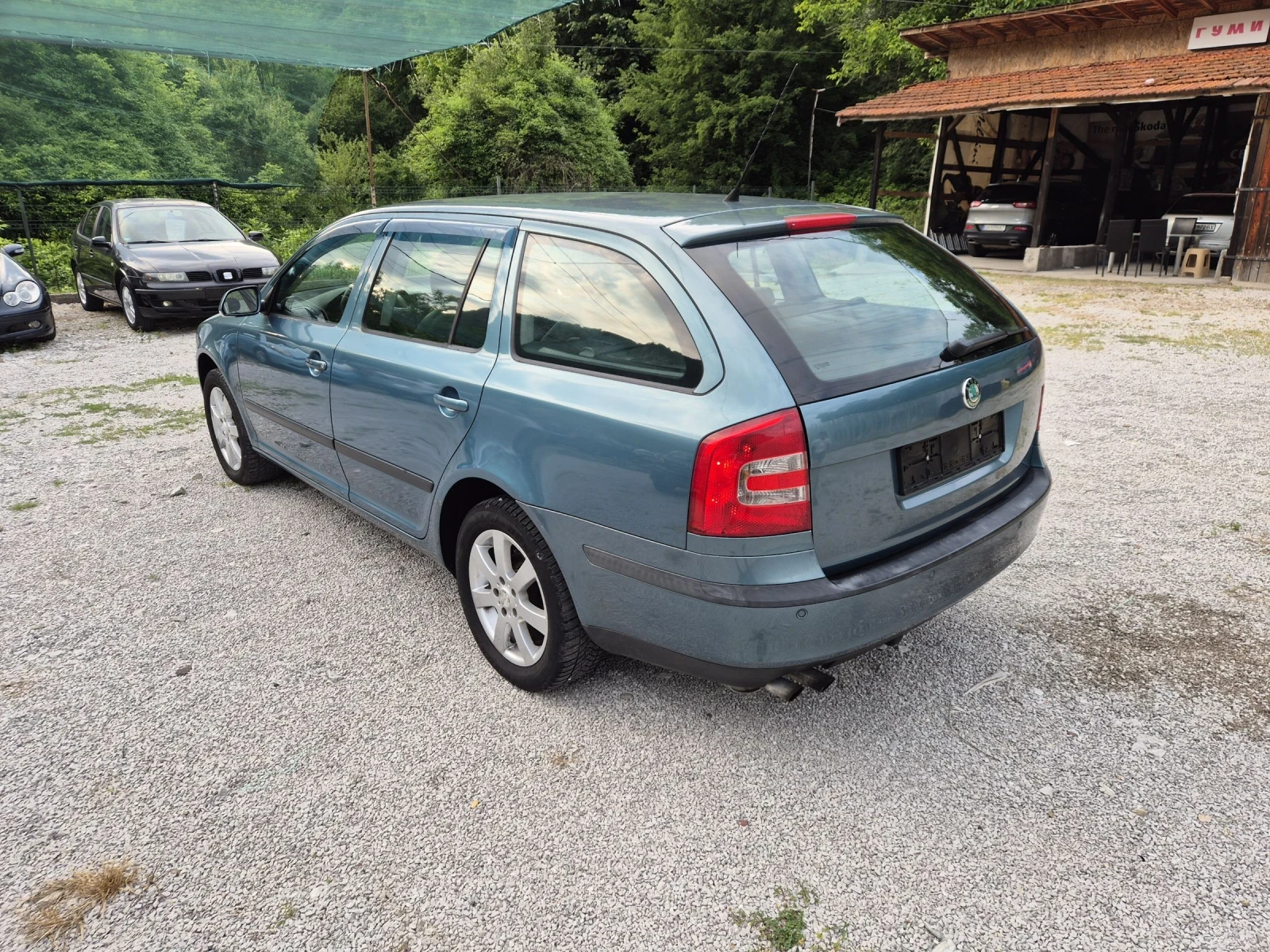 Skoda Octavia Всички екстри - изображение 6