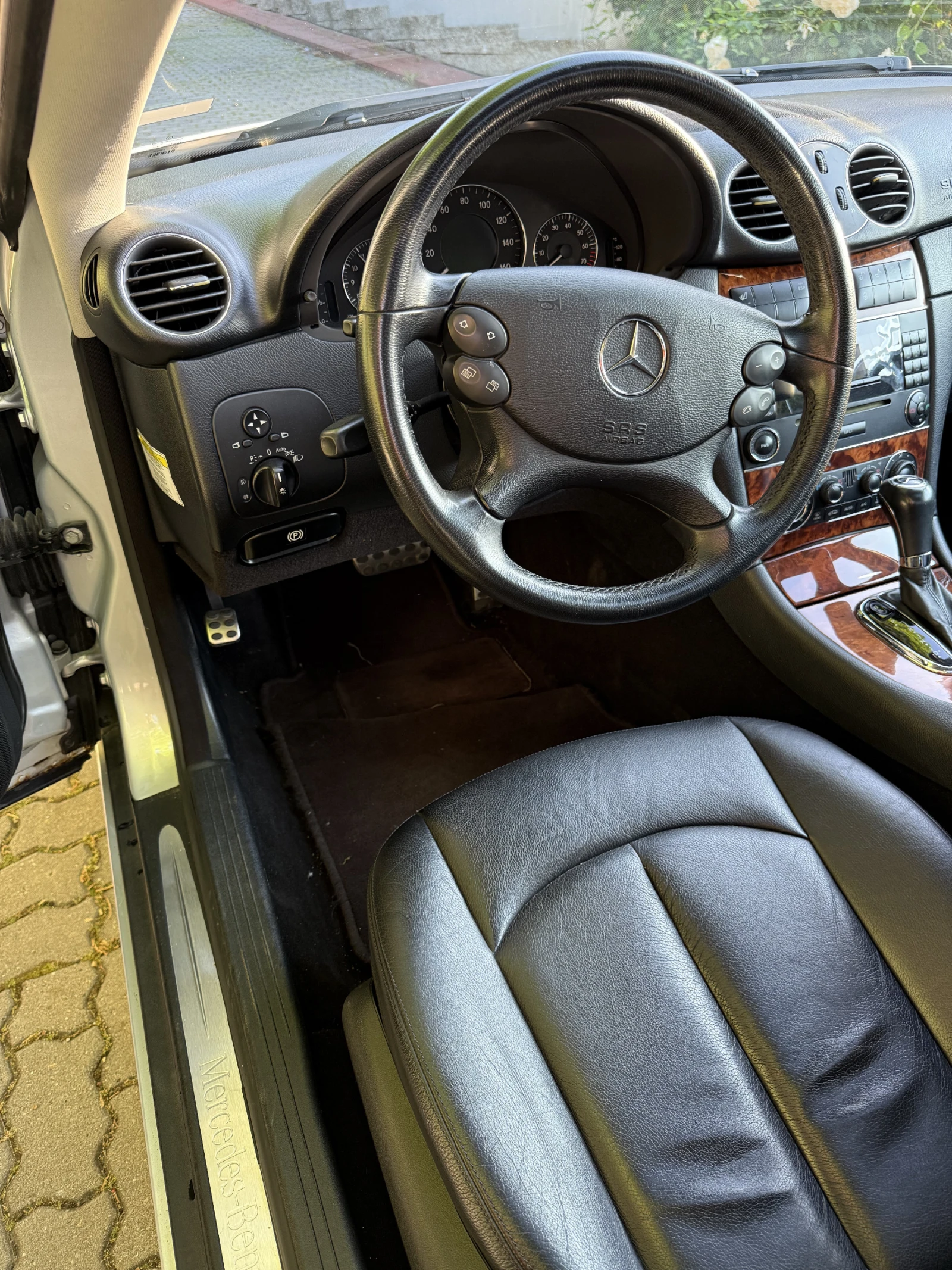 Mercedes-Benz CLK 350 - изображение 6