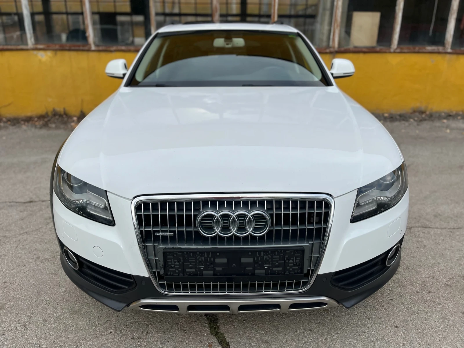 Audi A4 Allroad 3.0TDI* Keyless go* Bang&olufsen* Панорама* Теглич - изображение 8
