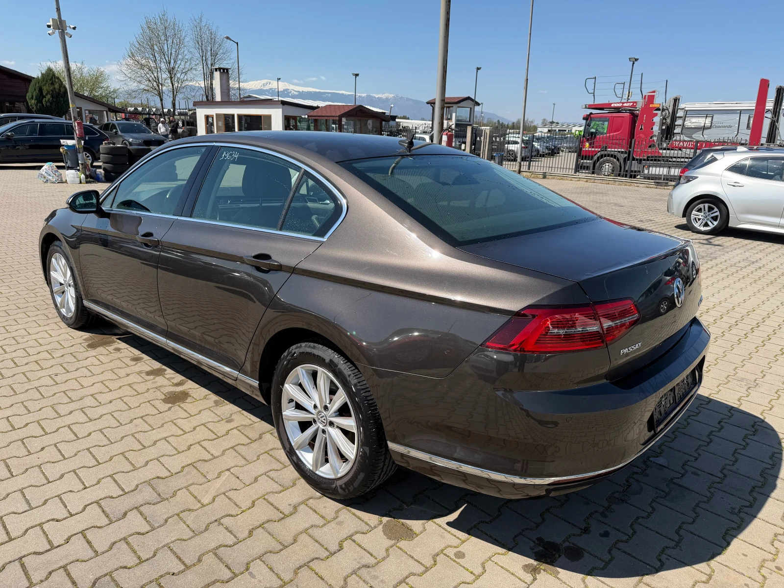 VW Passat 1.6TDI AVTOMAT/NAVI/KAMERA EURO 6 | Mobile.bg � ����������� 8