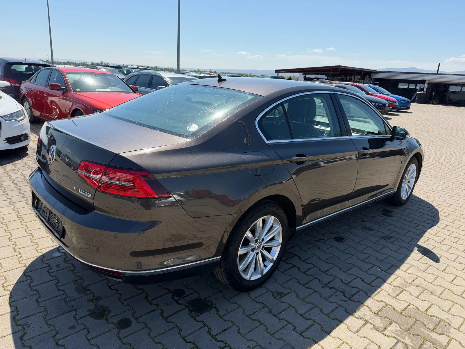 VW Passat 1.6TDI AVTOMAT/NAVI/KAMERA EURO 6 | Mobile.bg � ����������� 6