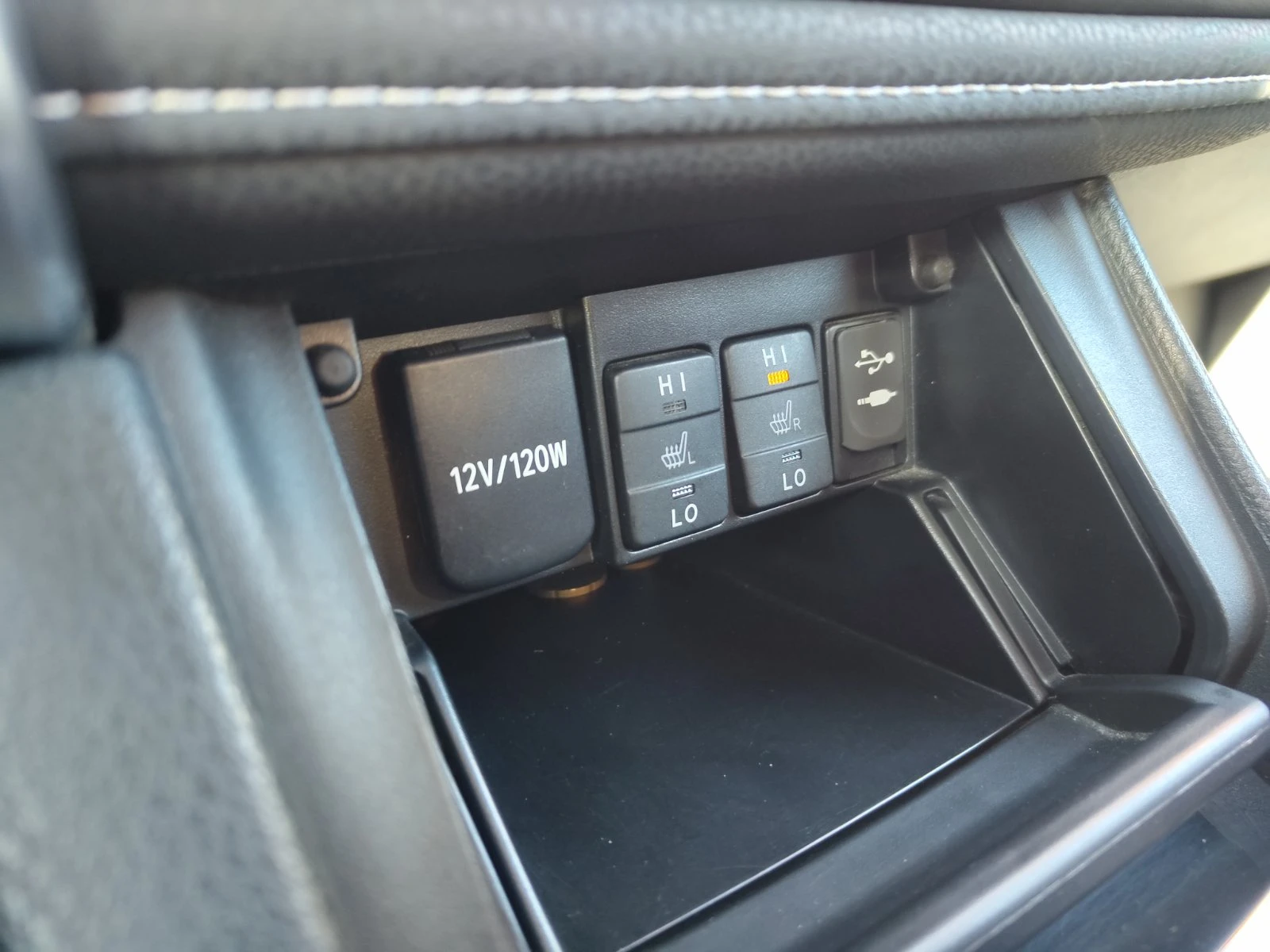 Toyota Corolla, снимка 6 - Автомобили и джипове - 54397732