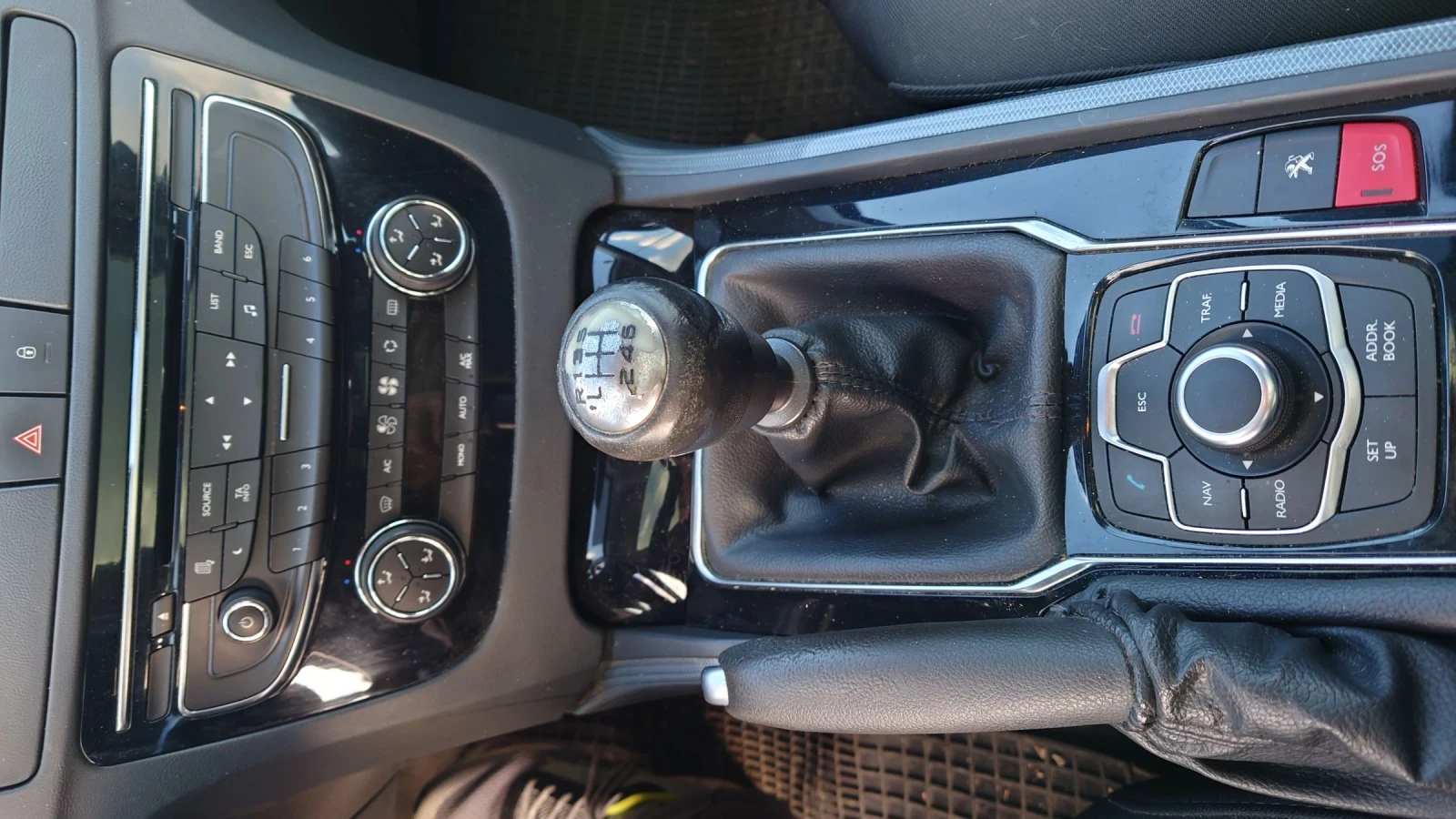 Peugeot 508 1.6 THP 156 к.с., снимка 13 - Автомобили и джипове - 54400743