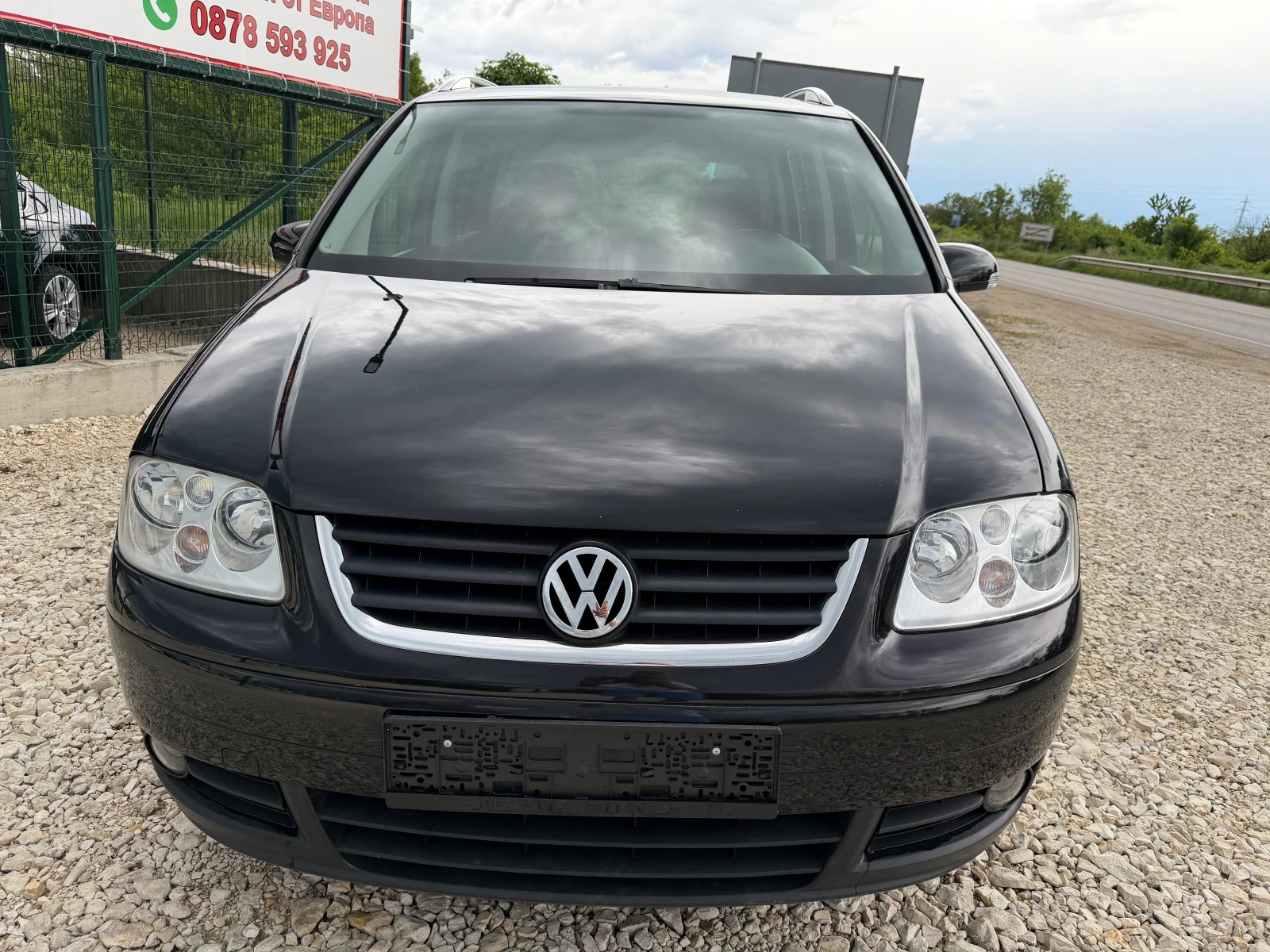 VW Touran 1.9TDI/105p.s-HighLine-6 speed, снимка 5 - Автомобили и джипове - 54584196
