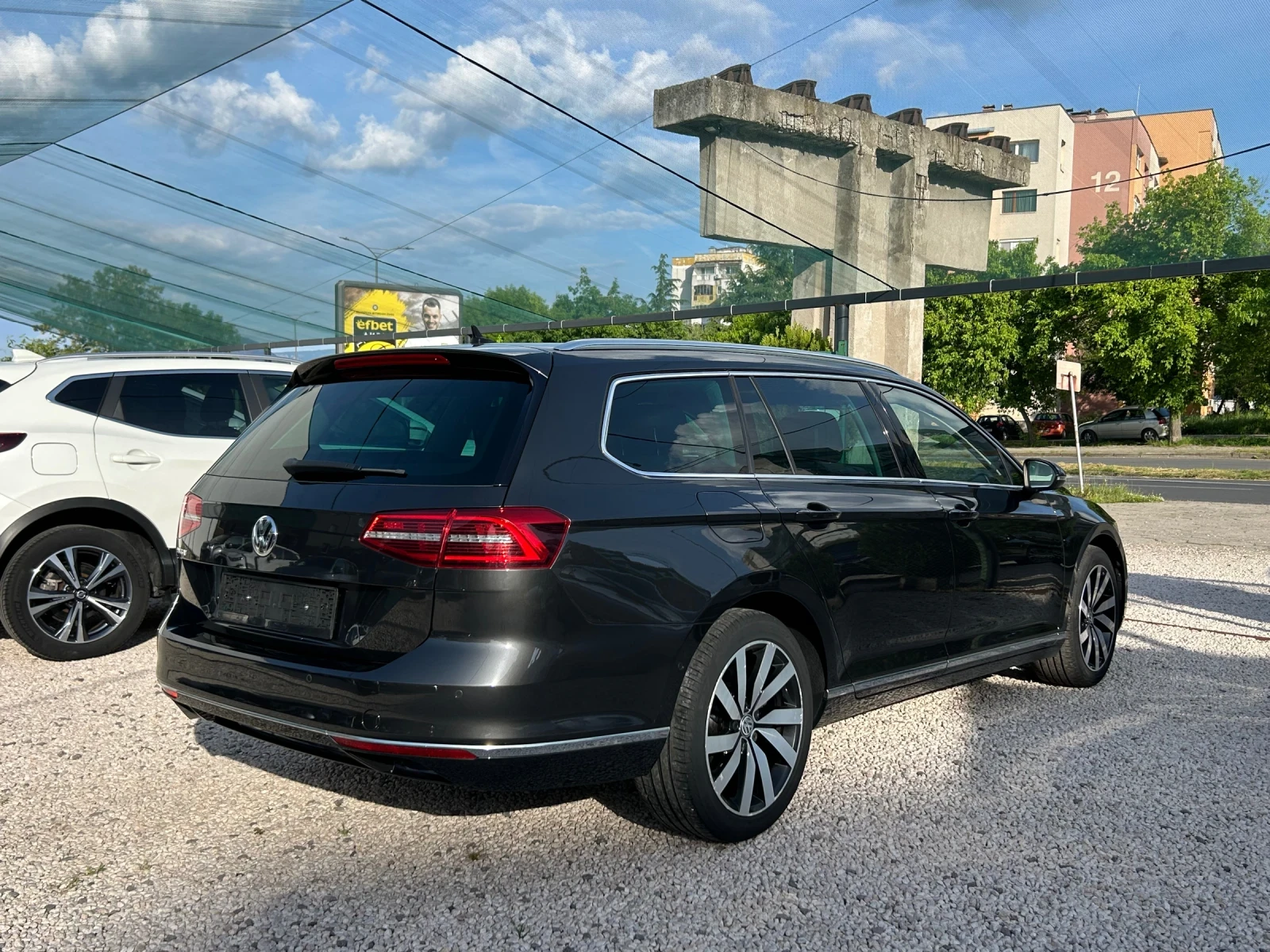 VW Passat 2.0 TDI DSG, снимка 6 - Автомобили и джипове - 54671836