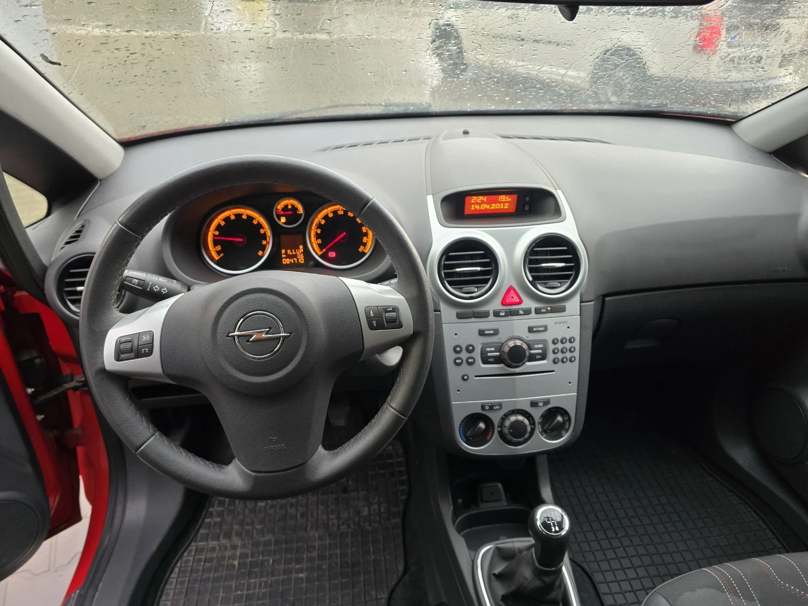Opel Corsa 1.2бензин 84000км, снимка 12 - Автомобили и джипове - 54785799