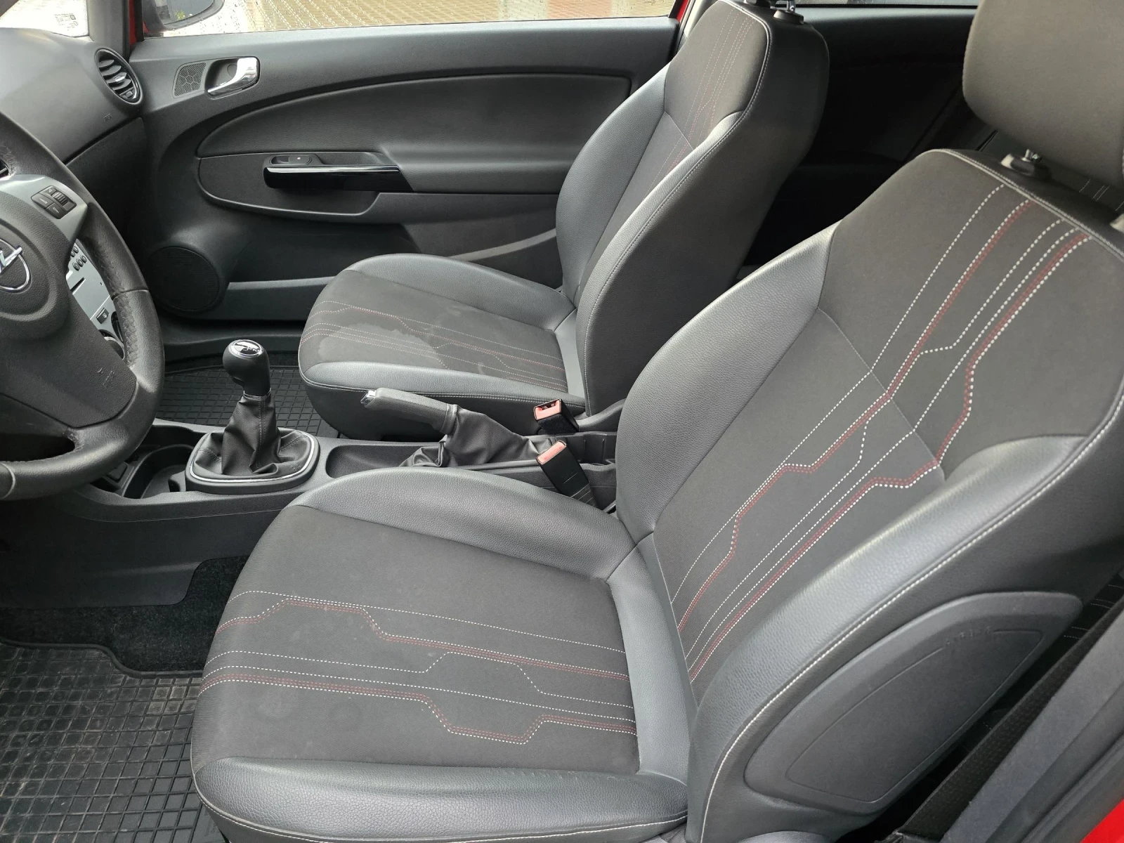 Opel Corsa 1.2бензин 84000км, снимка 8 - Автомобили и джипове - 54785799