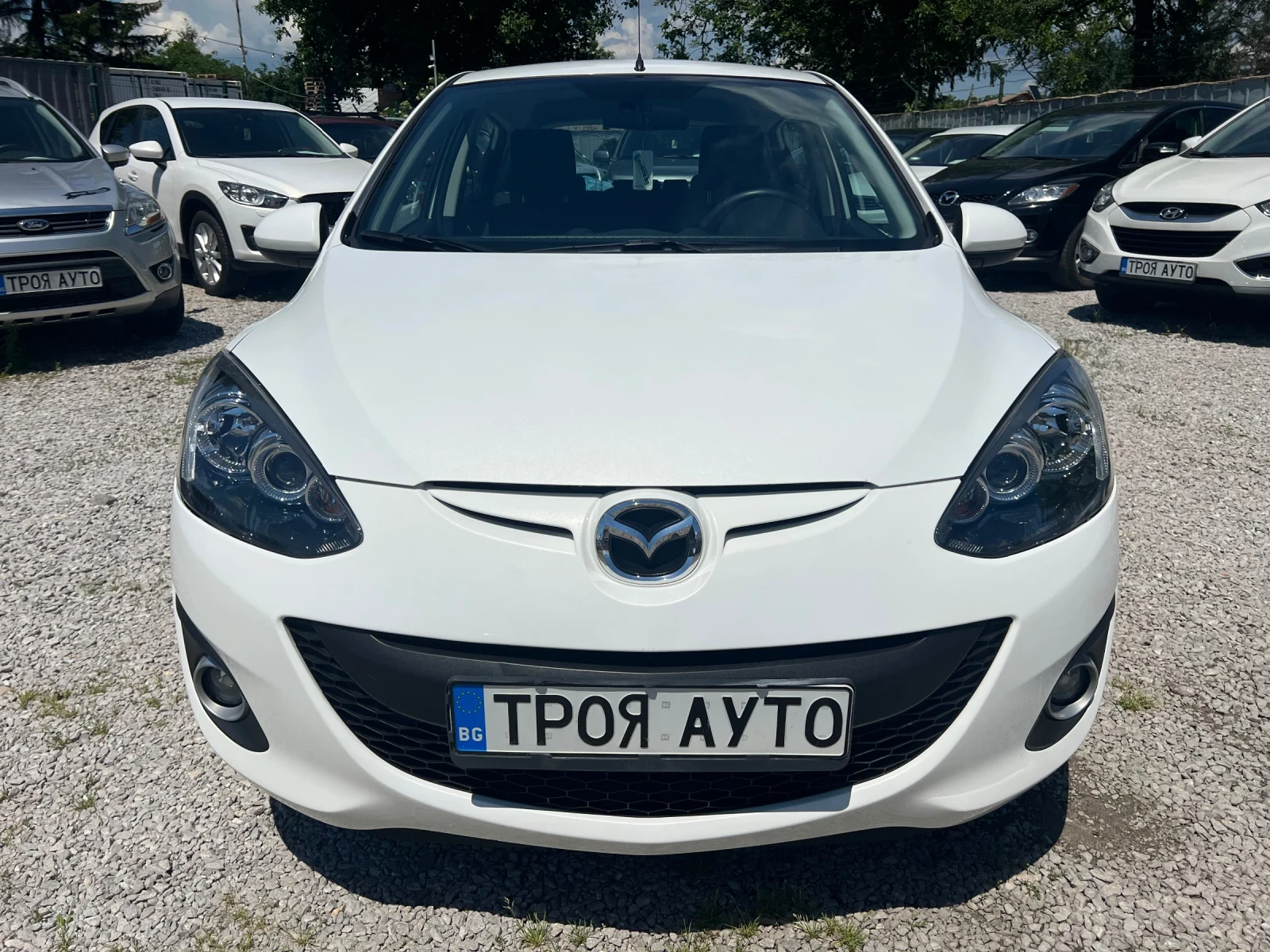 Mazda 2 1.5* ШВЕЙЦАРИЯ* Facelift* , снимка 2 - Автомобили и джипове - 54837631