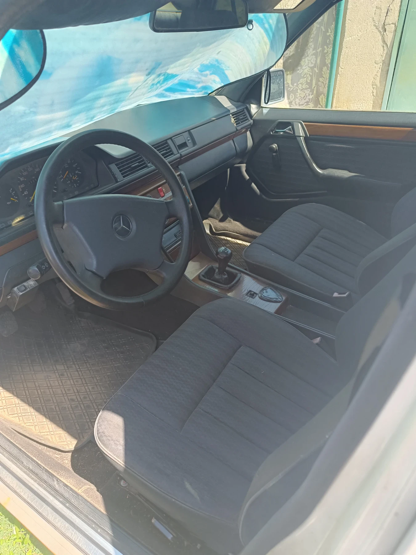 Mercedes-Benz 300, снимка 5 - Автомобили и джипове - 55075857