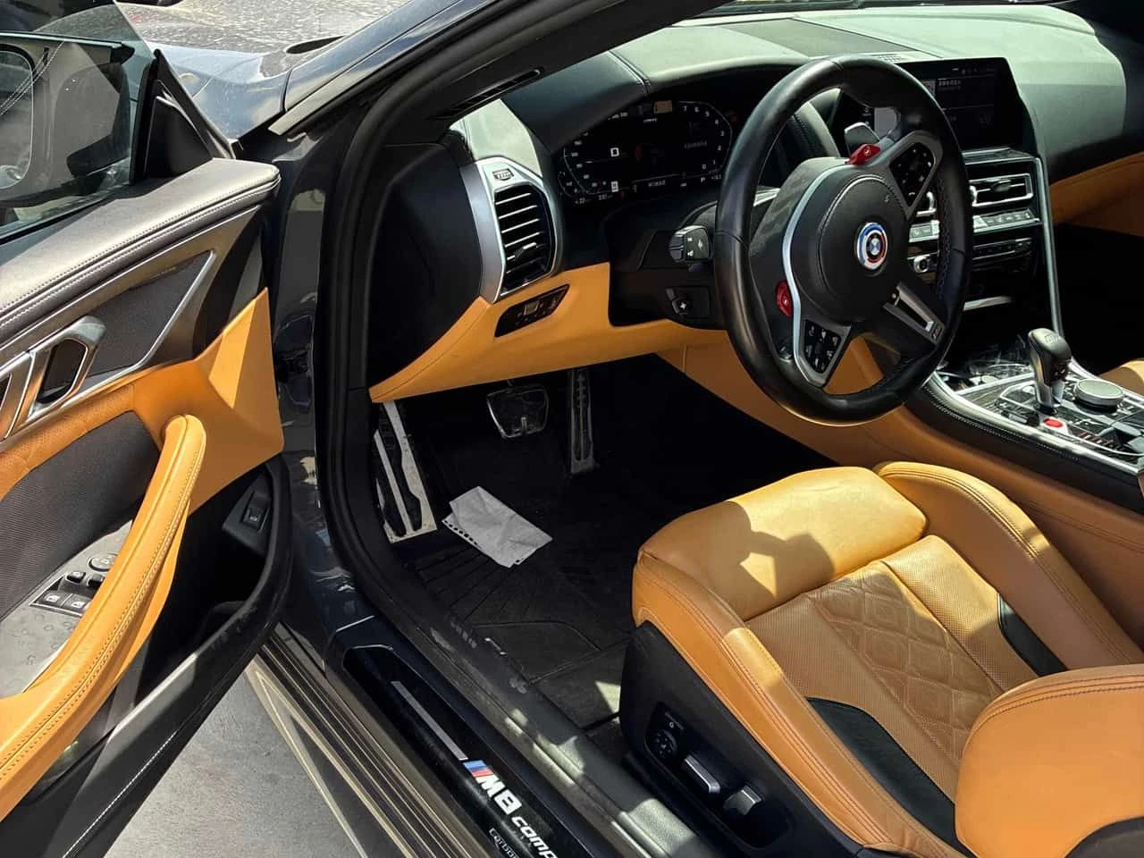 BMW M8 COMPETITION * ГЛАВНО ПРЕДСТАВИТЕЛСТВО НА BMW* , снимка 7 - Автомобили и джипове - 55079061