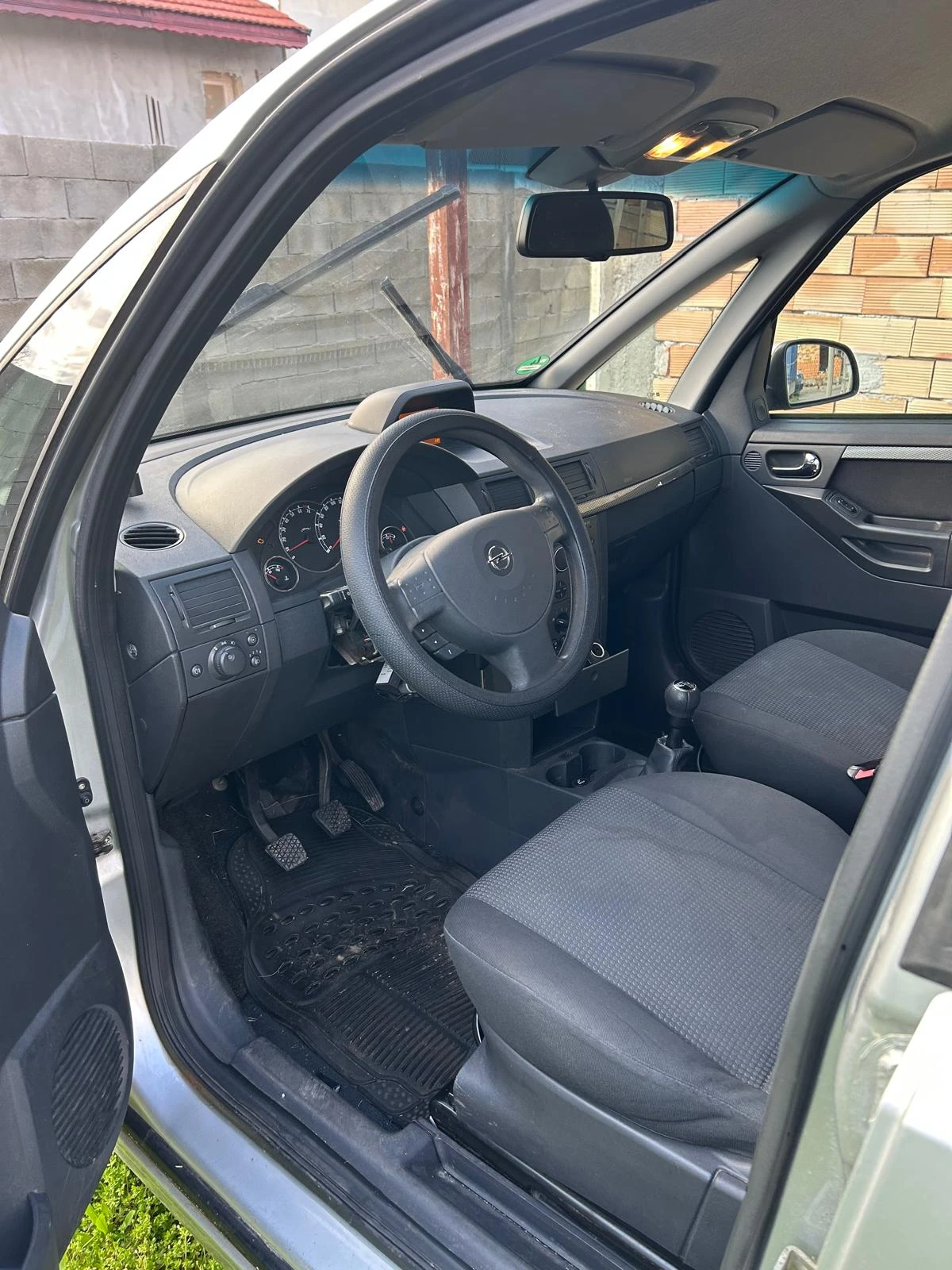Opel Meriva, снимка 6 - Автомобили и джипове - 55155604